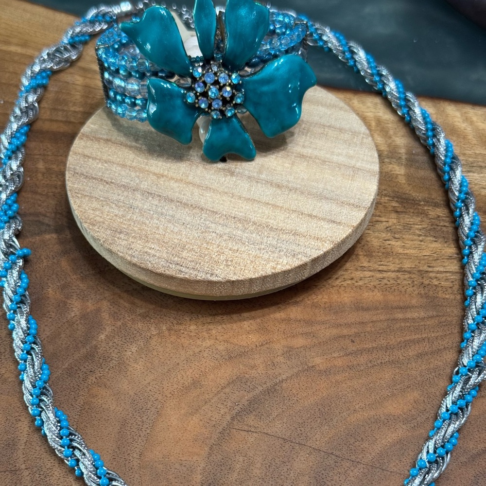 Bintage Blue and Silver Necklace and Bracelet Set